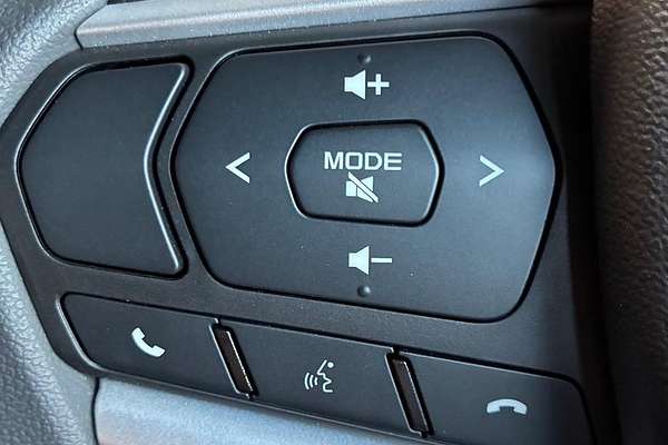 2025 Isuzu D-MAX SX 4X4