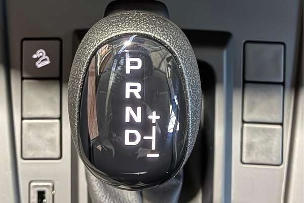 2025 Isuzu D-MAX SX 4X4