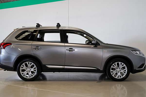 2020 Mitsubishi Outlander ES ZL
