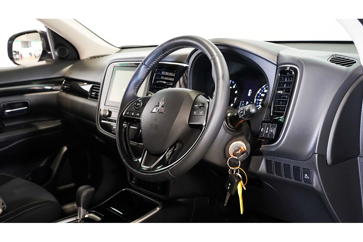 2020 Mitsubishi Outlander ES ZL