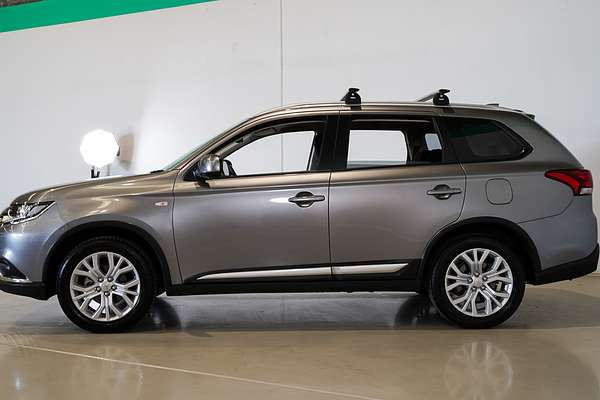 2020 Mitsubishi Outlander ES ZL