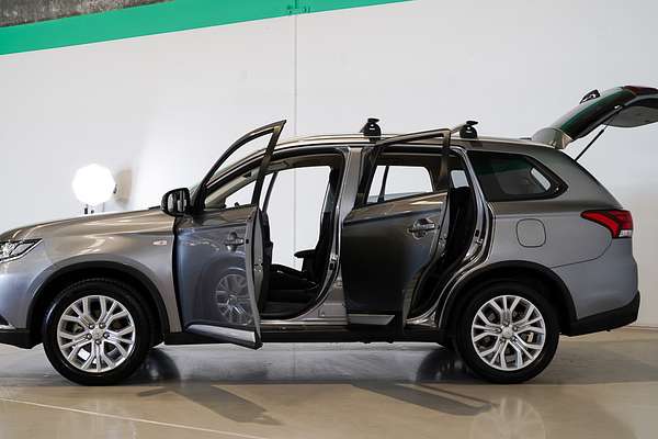 2020 Mitsubishi Outlander ES ZL