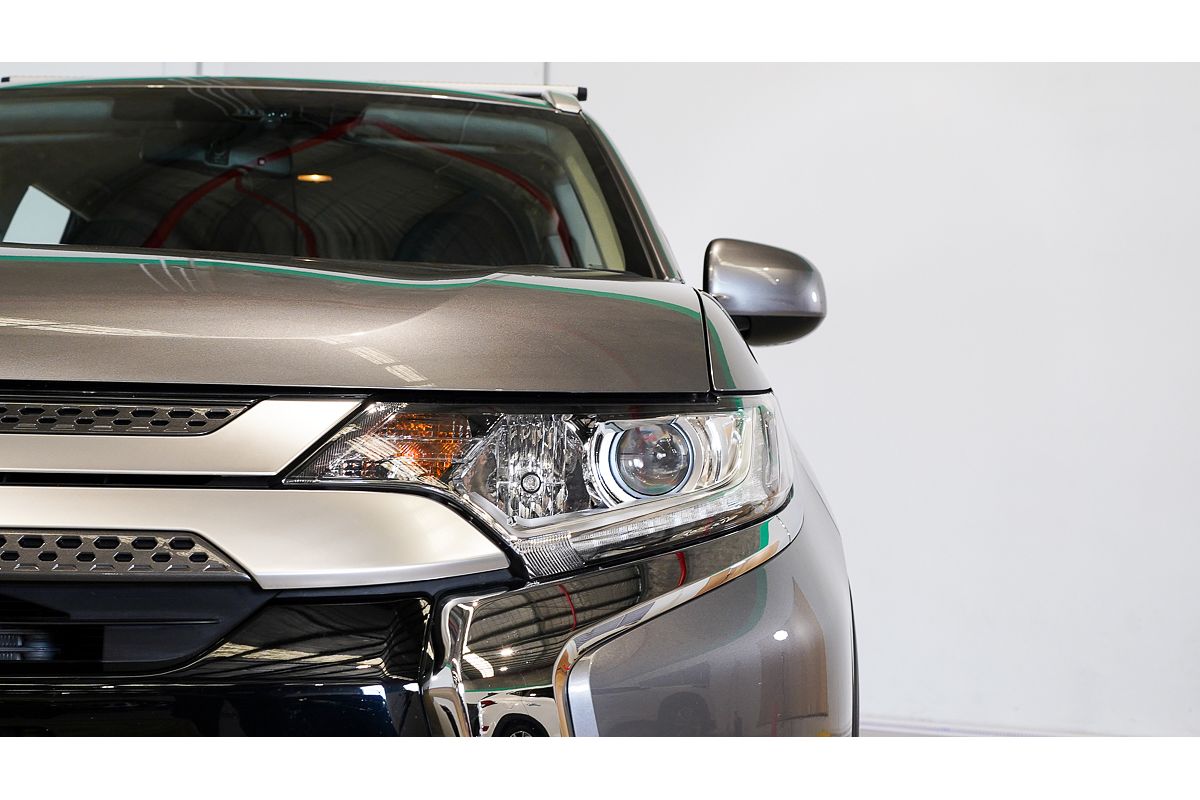 2020 Mitsubishi Outlander ES ZL