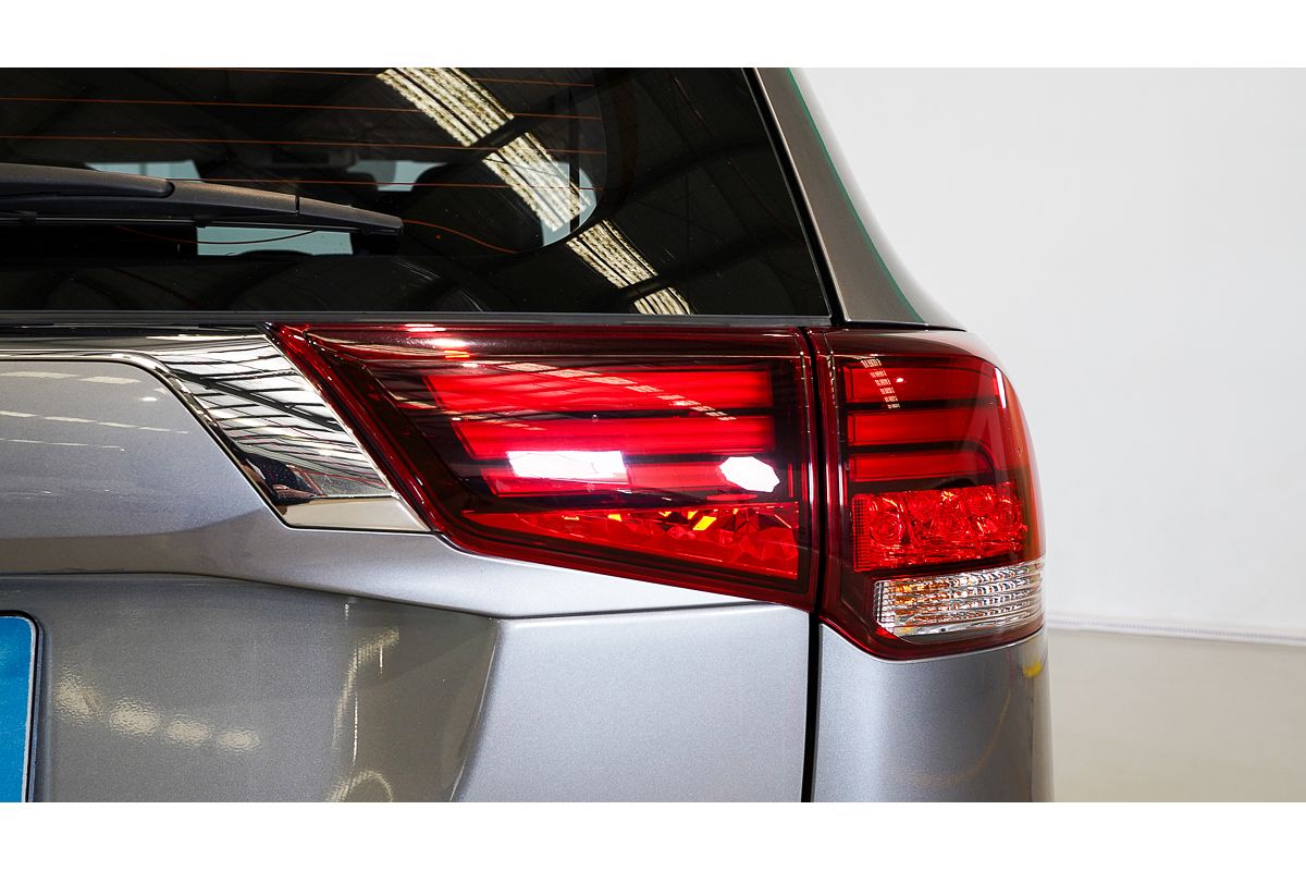 2020 Mitsubishi Outlander ES ZL