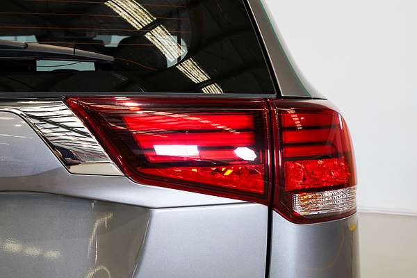 2020 Mitsubishi Outlander ES ZL