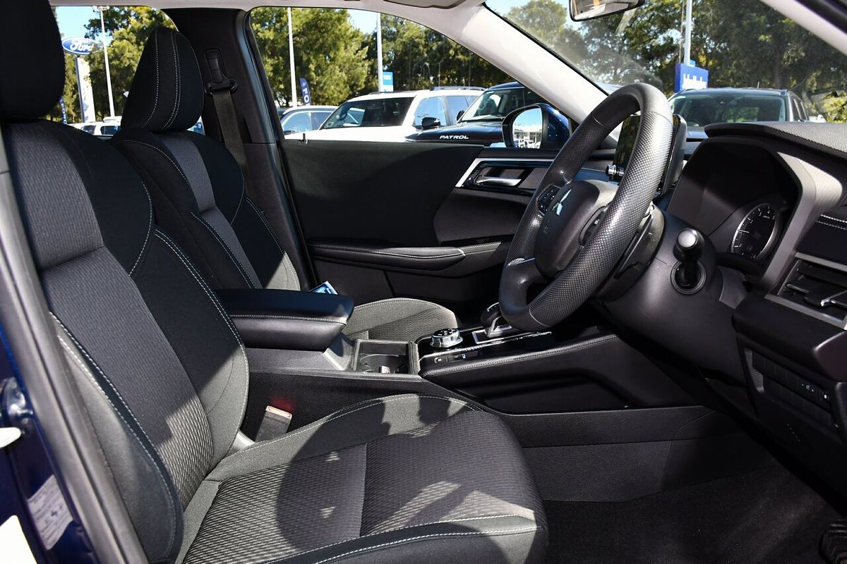 2021 Mitsubishi Outlander ES ZM