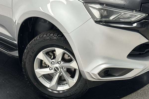2022 Isuzu MU-X LS-M