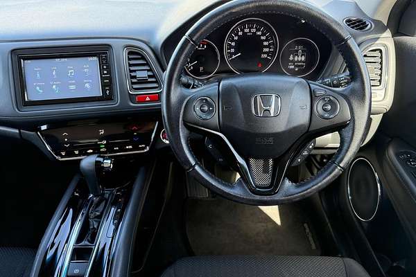 2017 Honda HR-V VTi-S