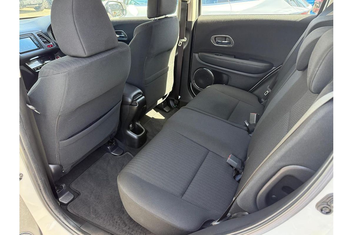 2017 Honda HR-V VTi-S