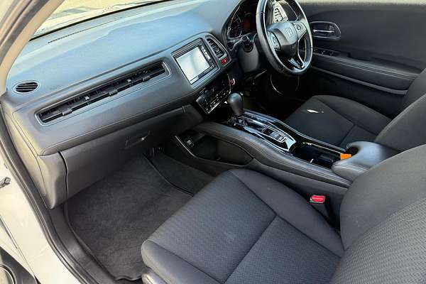 2017 Honda HR-V VTi-S