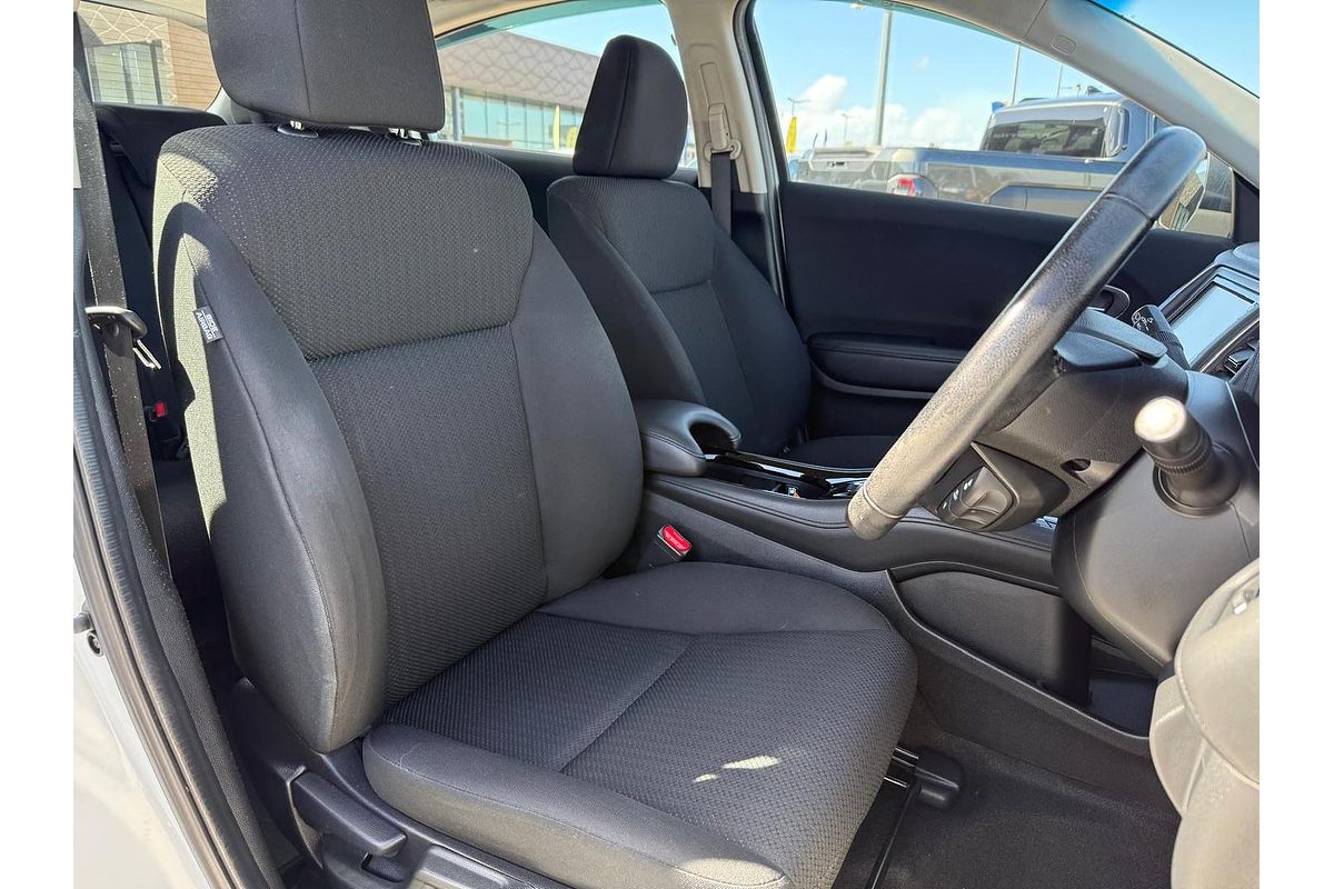 2017 Honda HR-V VTi-S