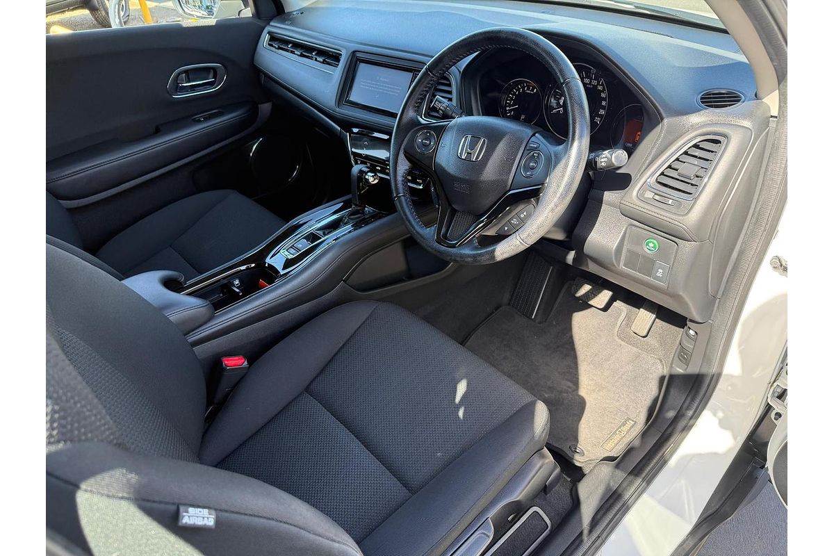 2017 Honda HR-V VTi-S