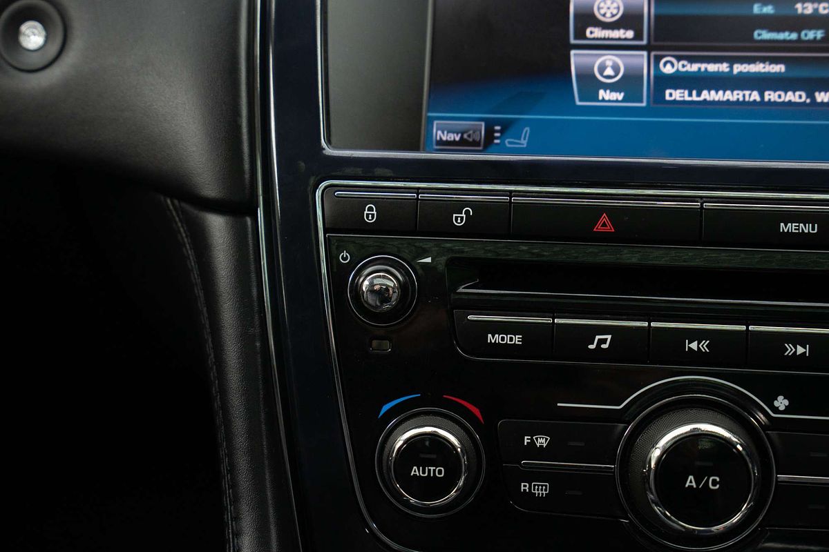 2011 Jaguar XJ Premium Luxury X351 LWB