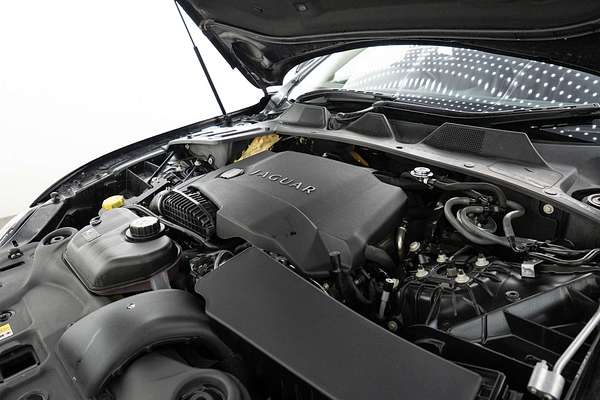 2011 Jaguar XJ Premium Luxury X351 LWB