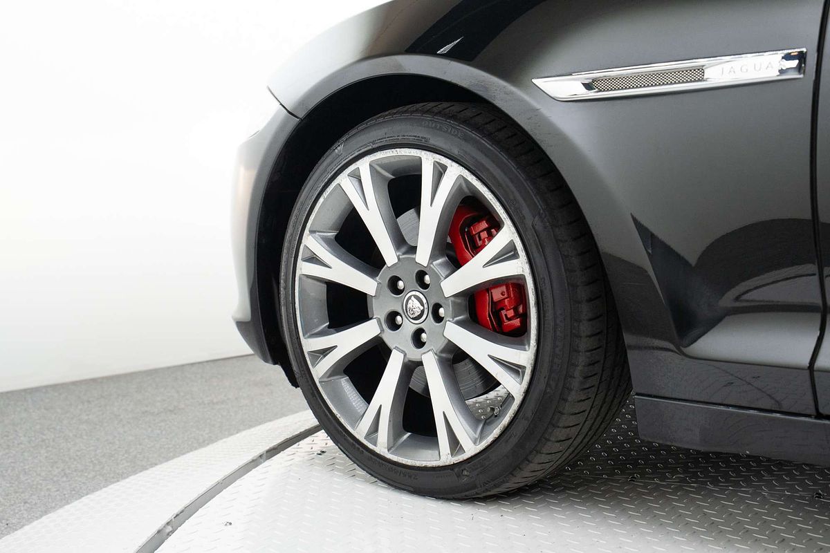 2011 Jaguar XJ Premium Luxury X351 LWB