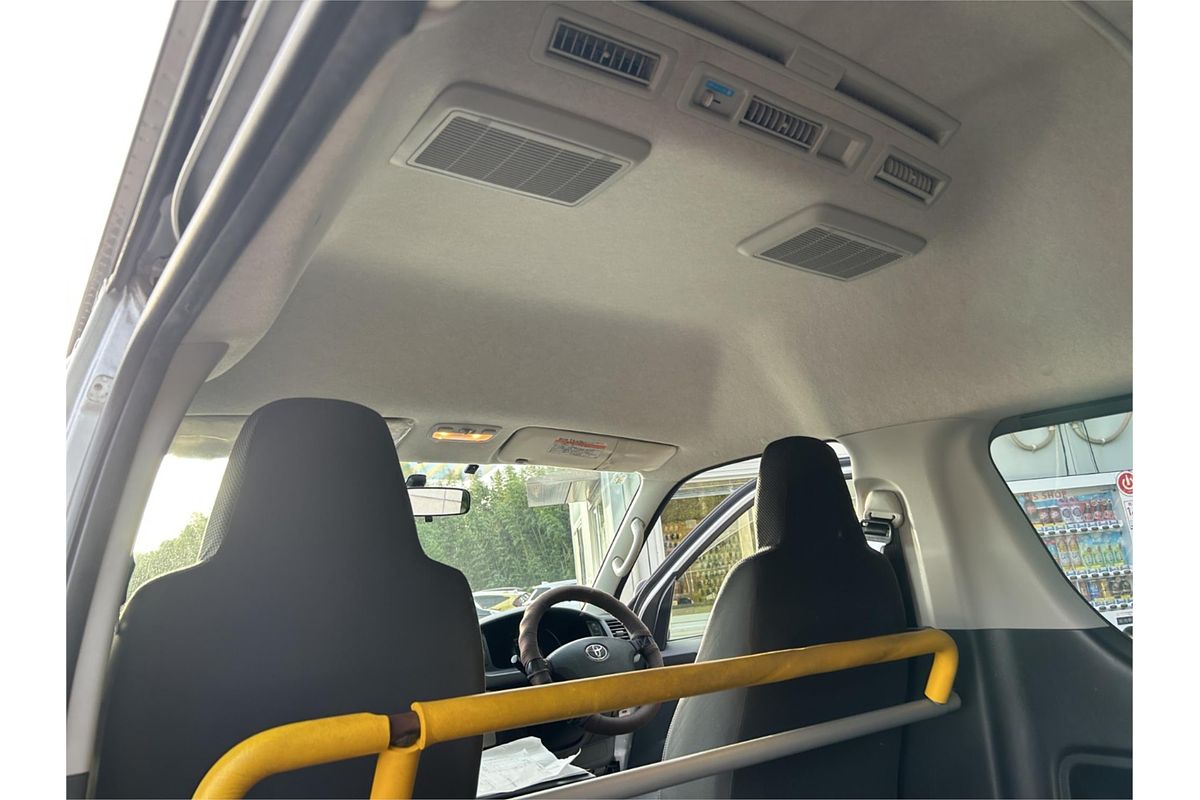 2012 Toyota Hiace Welcab