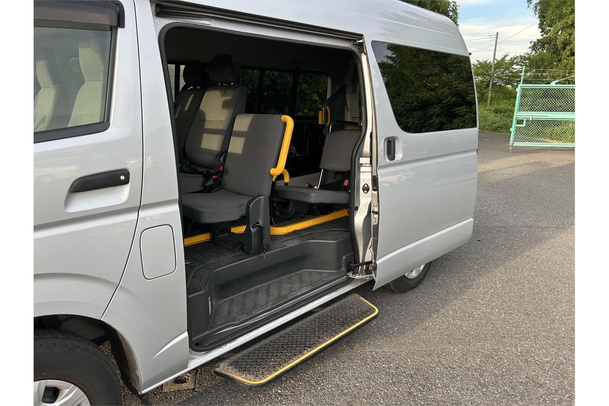 2012 Toyota Hiace Welcab