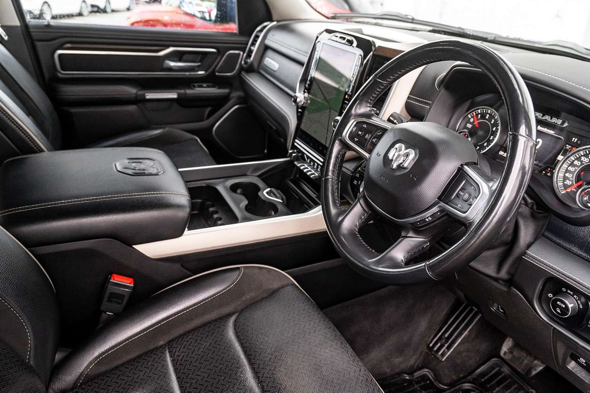 2020 RAM 1500 Laramie DS 4X4 SWB