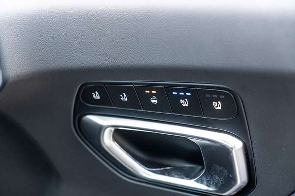 2025 Kia K4 GT-Line CL4m