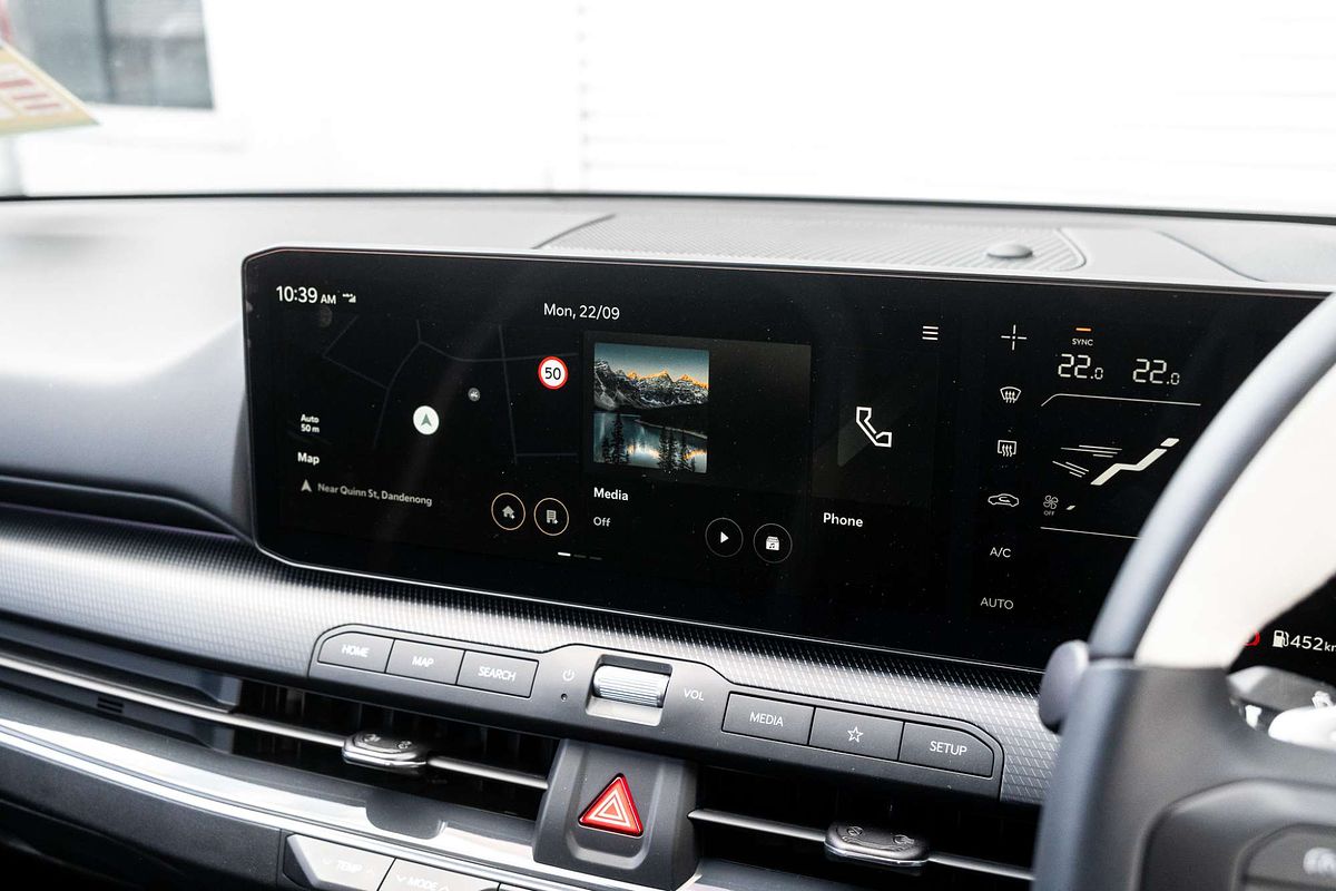 2025 Kia K4 GT-Line CL4m