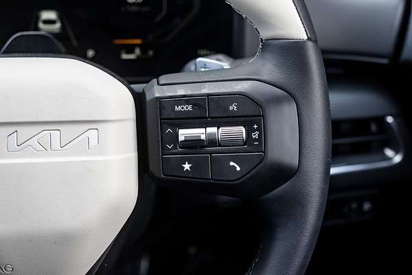 2025 Kia K4 GT-Line CL4m