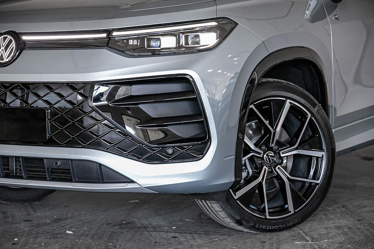 2025 Volkswagen Tayron 195TSI R-Line R4