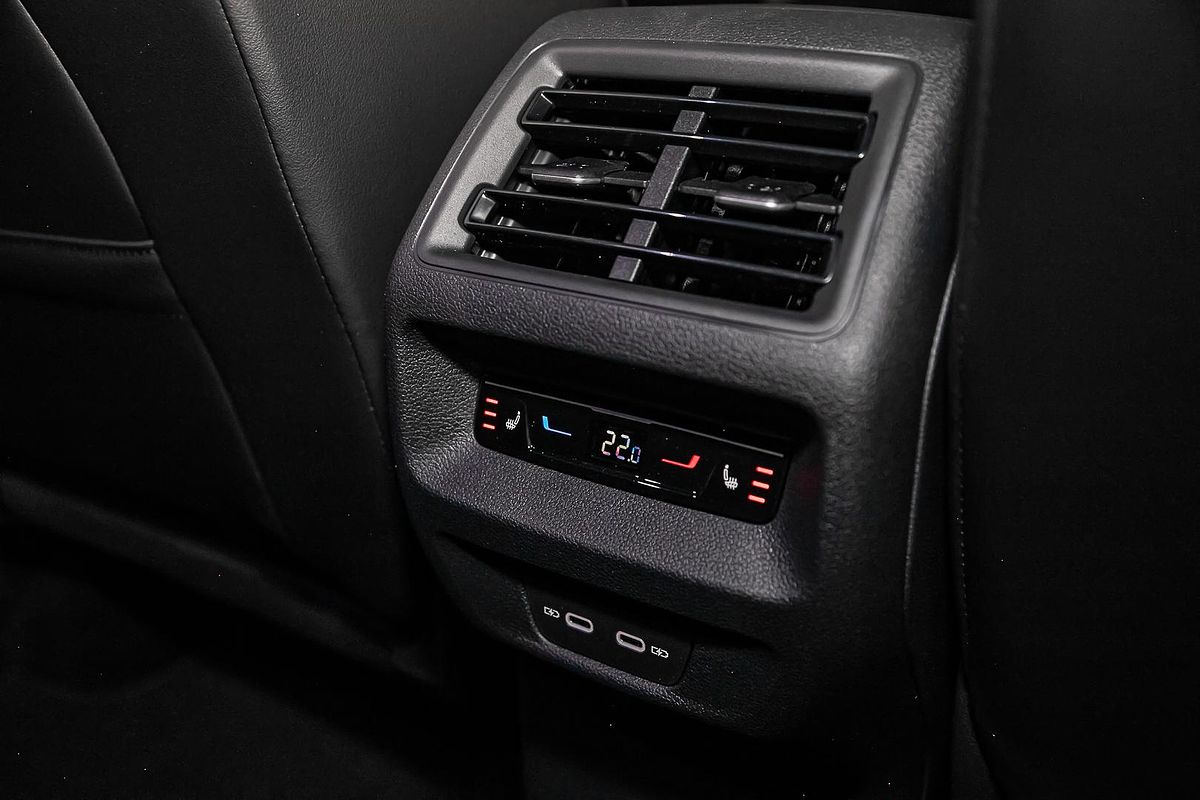 2025 Volkswagen Tayron 195TSI R-Line R4