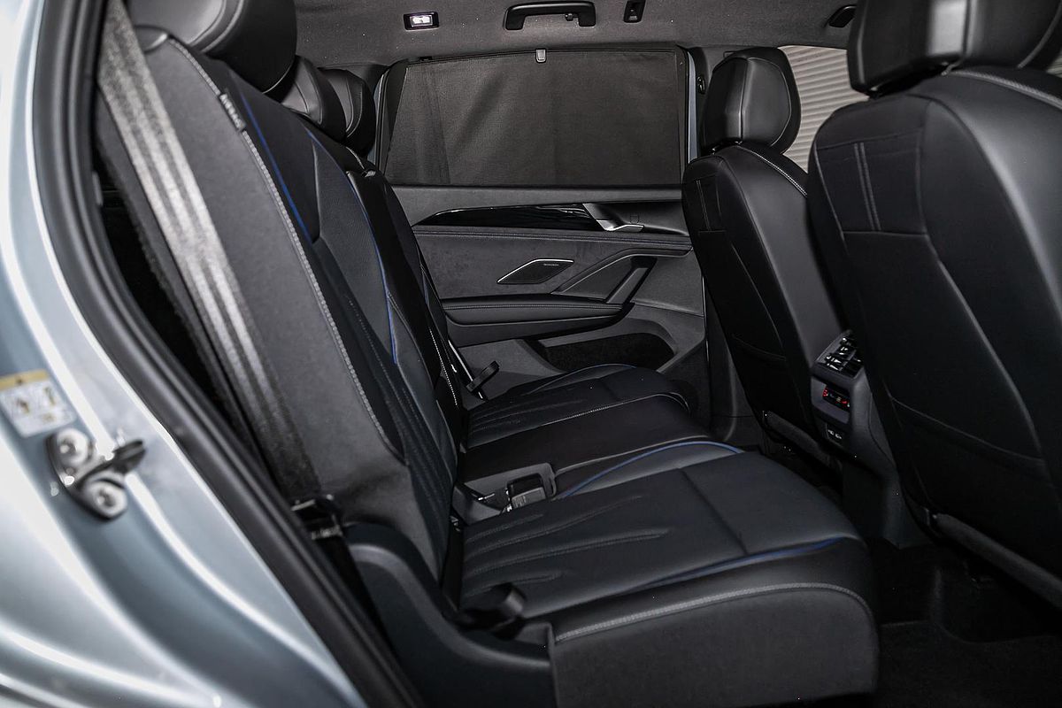 2025 Volkswagen Tayron 195TSI R-Line R4