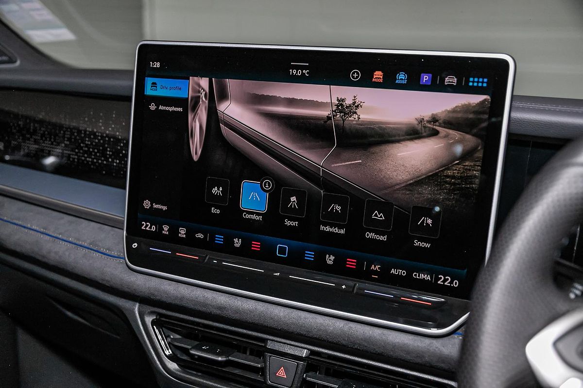 2025 Volkswagen Tayron 195TSI R-Line R4