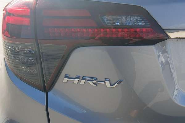 2019 Honda HR-V VTi-S
