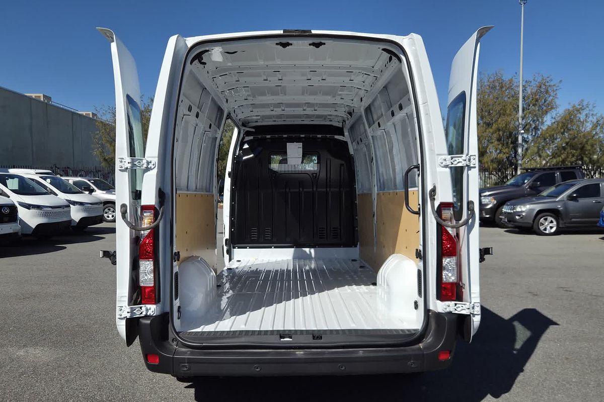 2025 Renault Master Pro 110kW X62 Phase 2 LWB Mid Roof