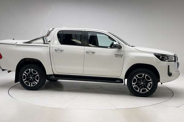 2021 Toyota Hilux SR5 GUN126R 4X4