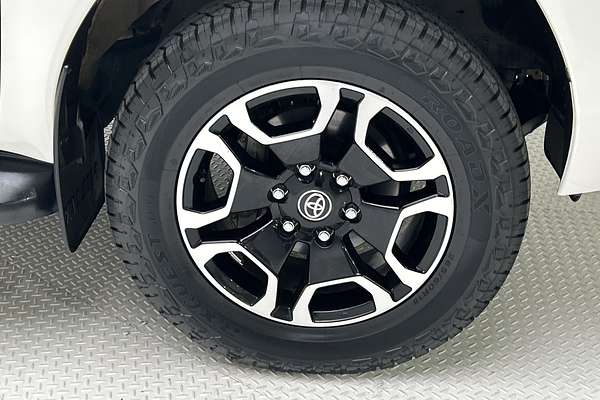 2021 Toyota Hilux SR5 GUN126R 4X4