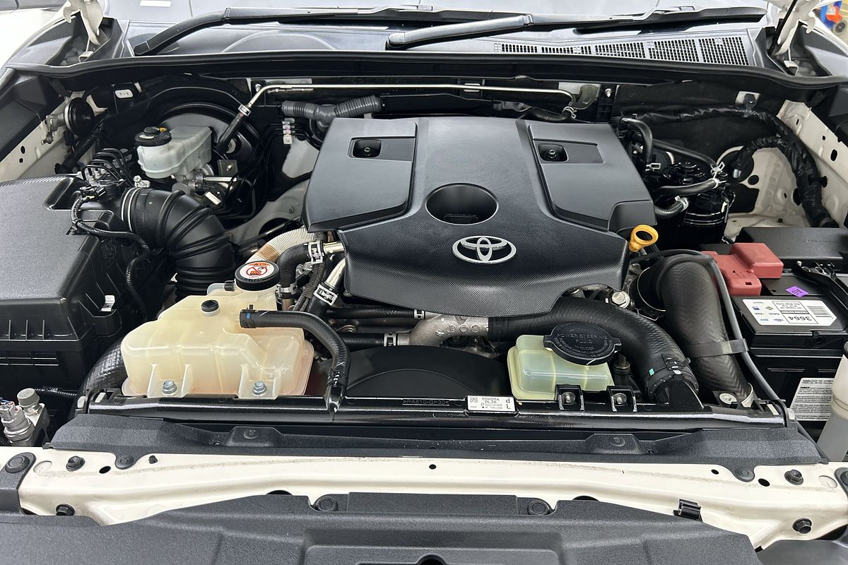2021 Toyota Hilux SR5 GUN126R 4X4