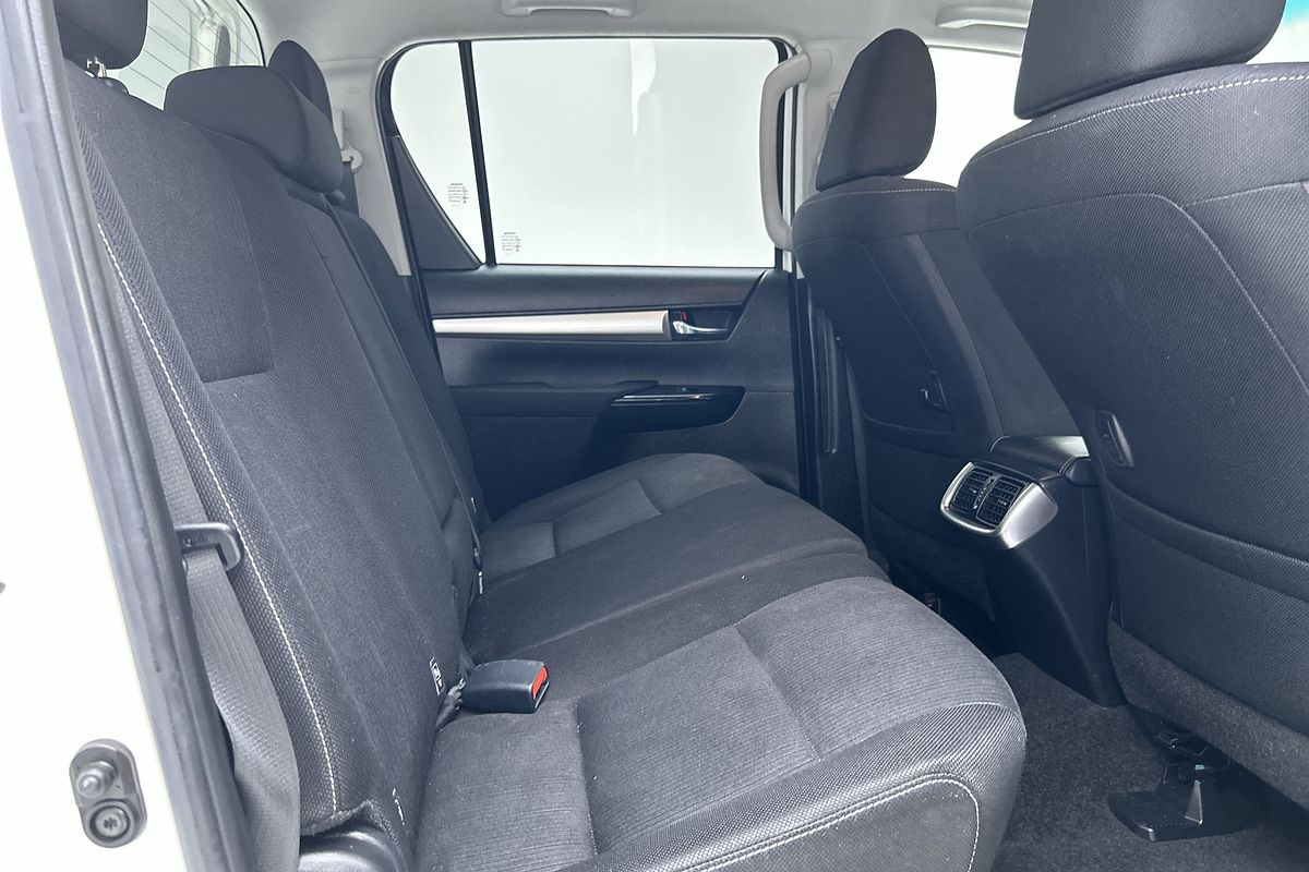 2021 Toyota Hilux SR5 GUN126R 4X4