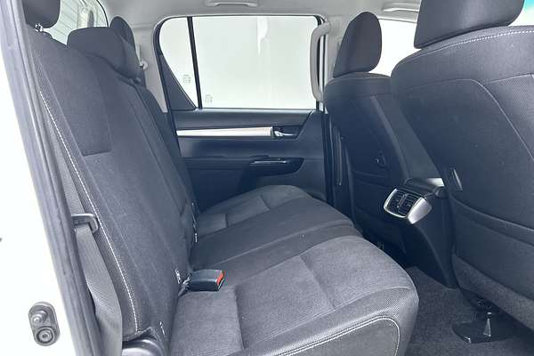 2021 Toyota Hilux SR5 GUN126R 4X4