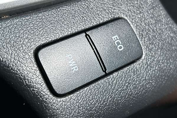 2021 Toyota Hilux SR5 GUN126R 4X4