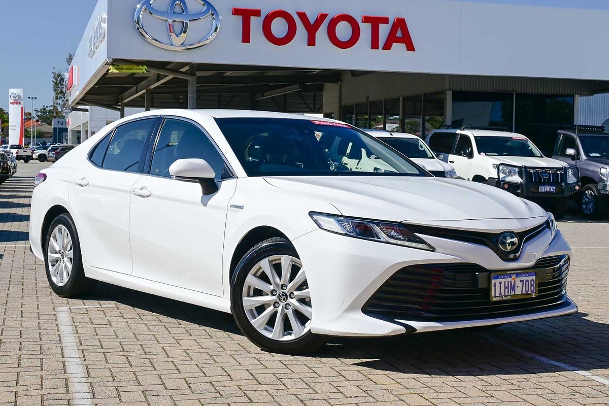 2018 Toyota Camry Ascent AXVH71R