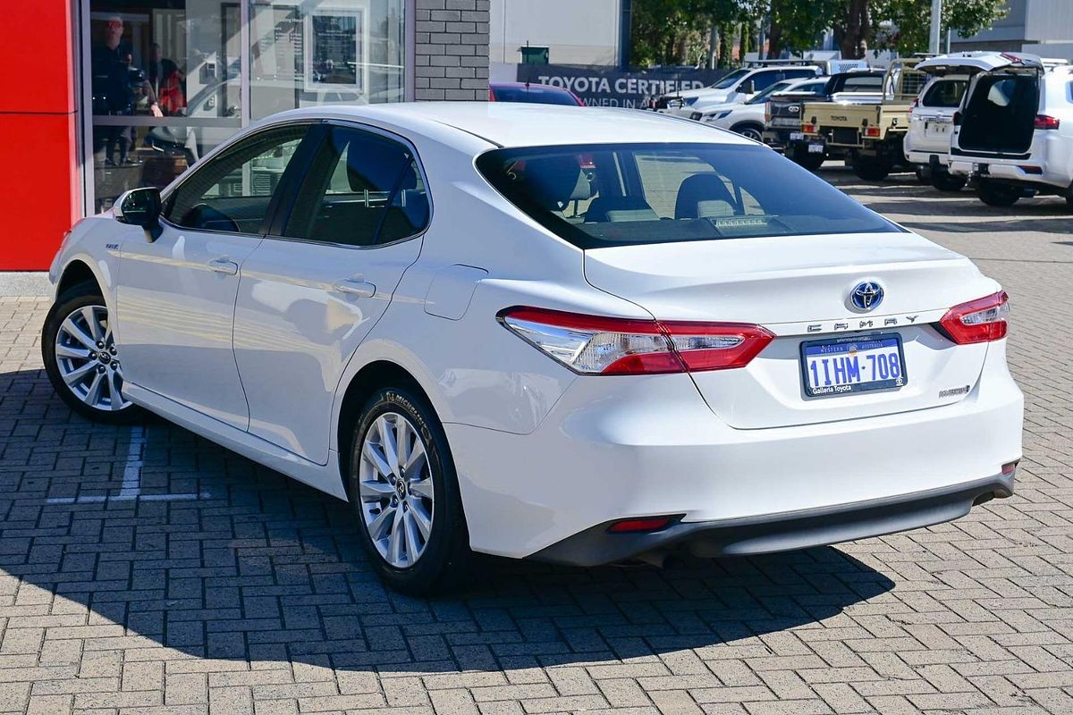 2018 Toyota Camry Ascent AXVH71R