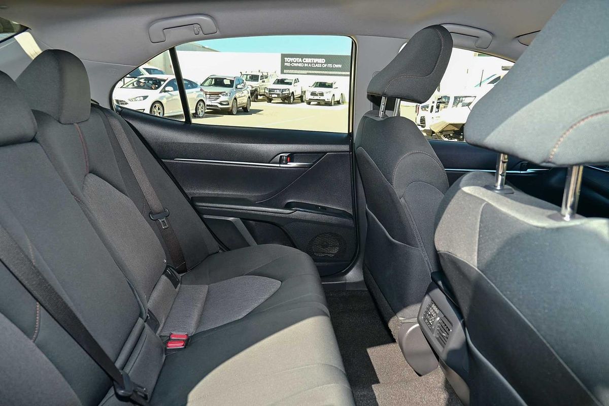 2018 Toyota Camry Ascent AXVH71R