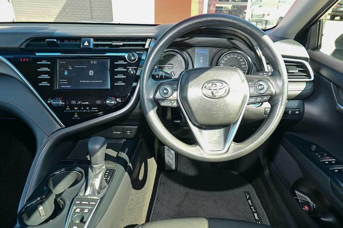 2018 Toyota Camry Ascent AXVH71R