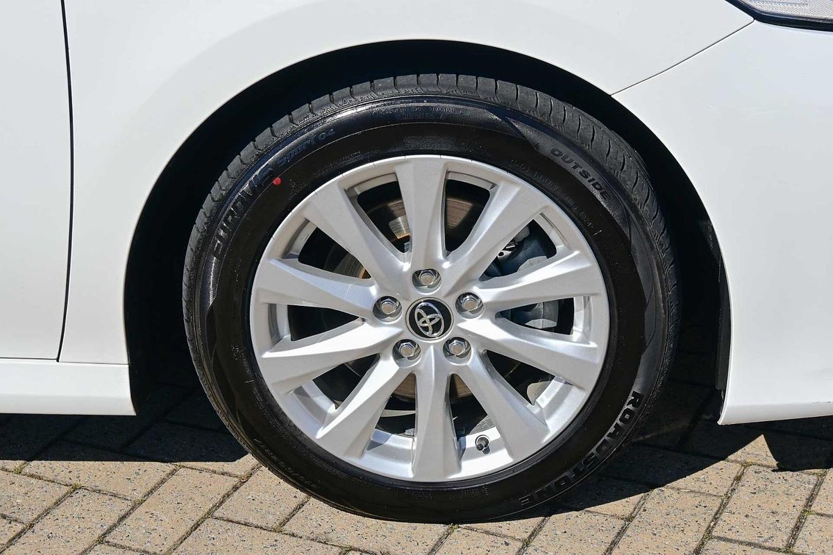 2018 Toyota Camry Ascent AXVH71R