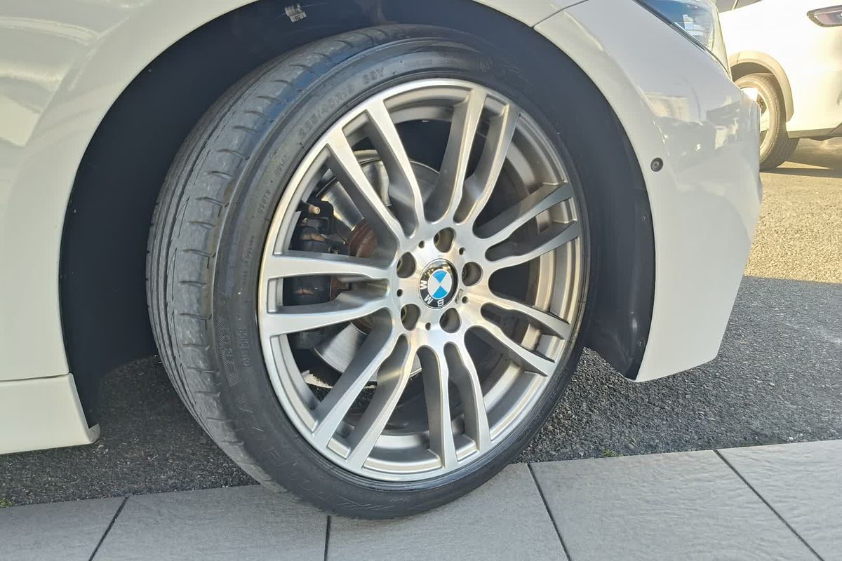 2016 BMW 3 Series 330i Sport Line F30 LCI
