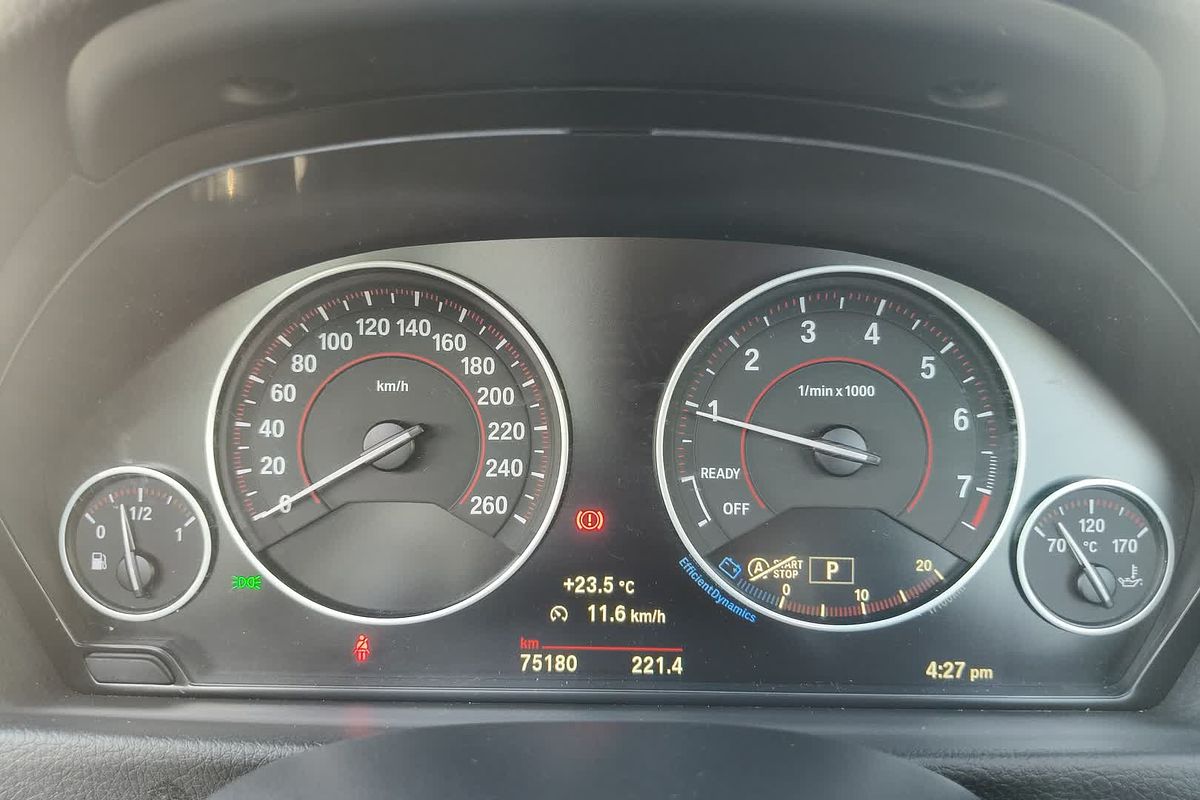 2016 BMW 3 Series 330i Sport Line F30 LCI