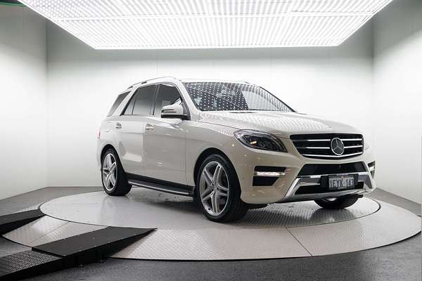 2013 Mercedes-Benz M-Class ML350 BlueTEC W166