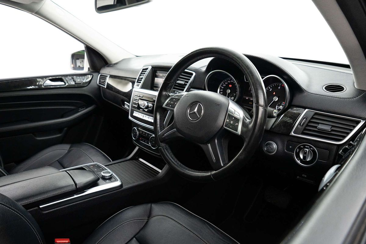 2013 Mercedes-Benz M-Class ML350 BlueTEC W166