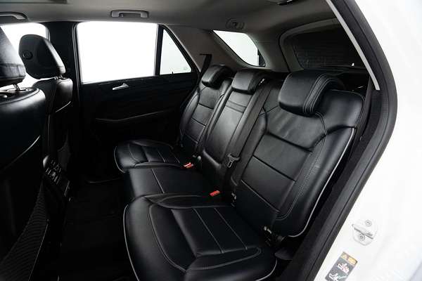 2013 Mercedes-Benz M-Class ML350 BlueTEC W166