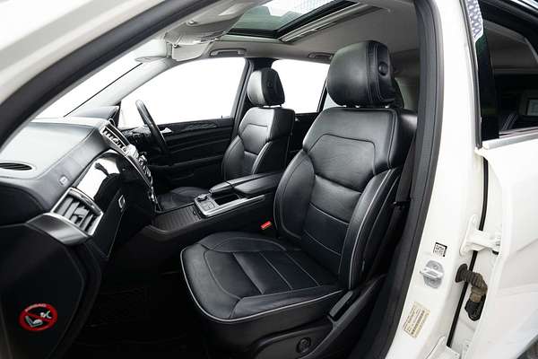 2013 Mercedes-Benz M-Class ML350 BlueTEC W166