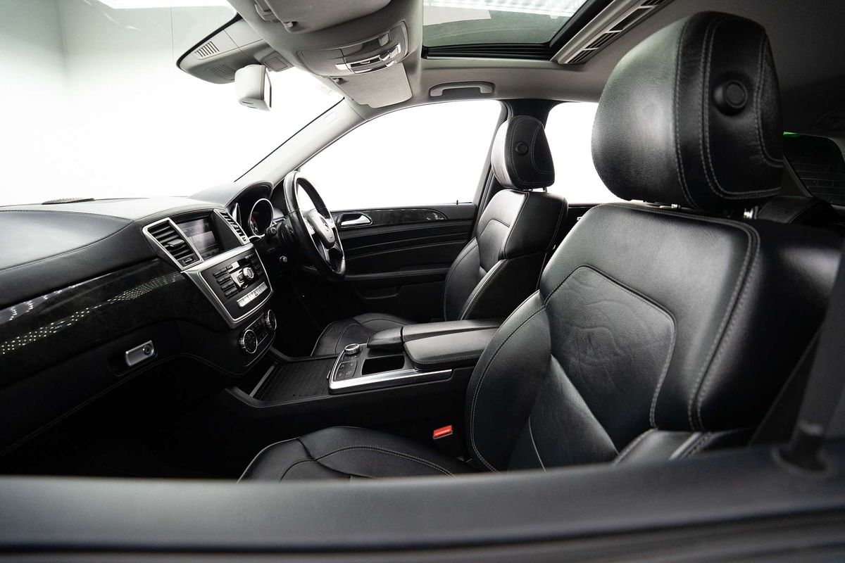 2013 Mercedes-Benz M-Class ML350 BlueTEC W166