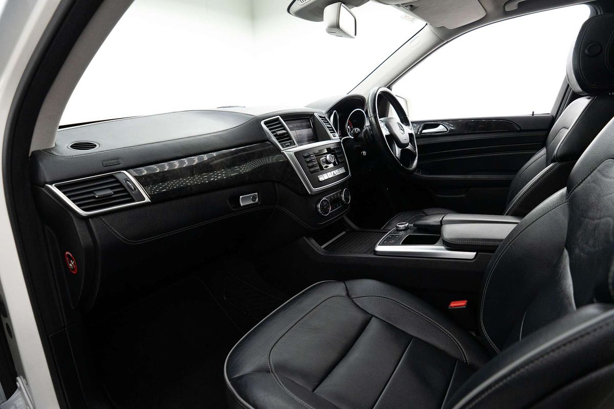 2013 Mercedes-Benz M-Class ML350 BlueTEC W166